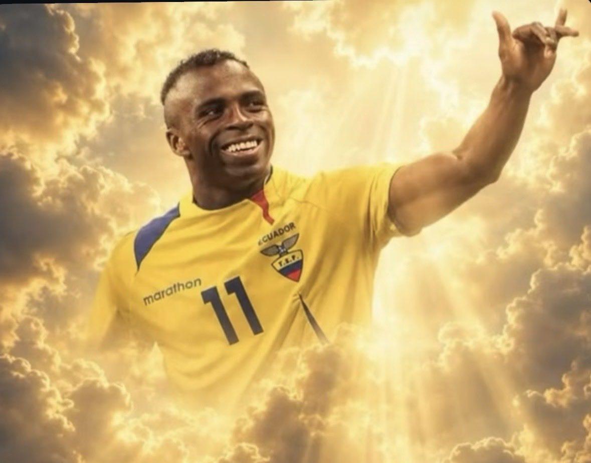 Valencia rinde homenaje a 'Chucho' Benítez antes de Ecuador vs México