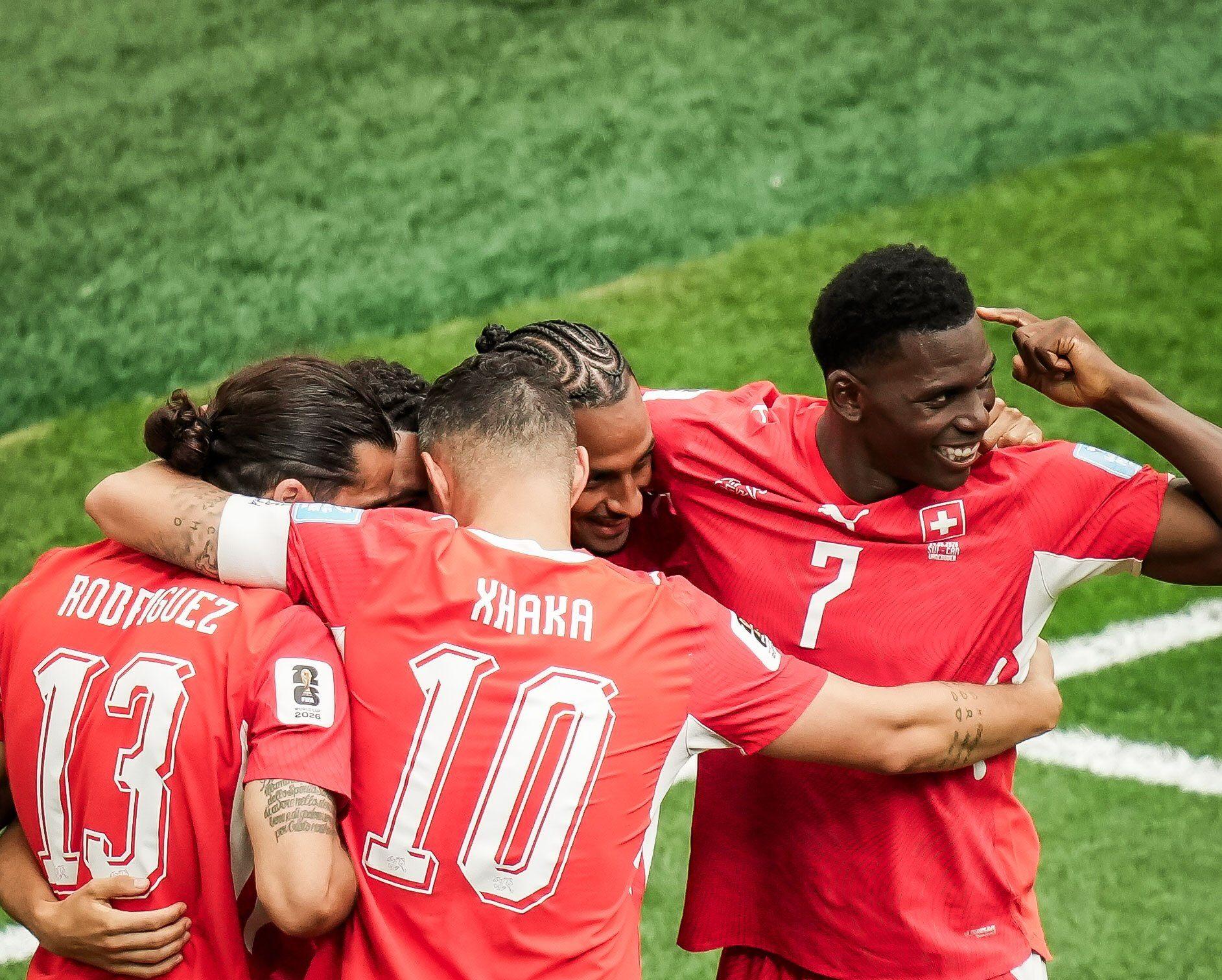 Suiza derrota 2-1 a Canadá y lidera el grupo B del Mundial 2026