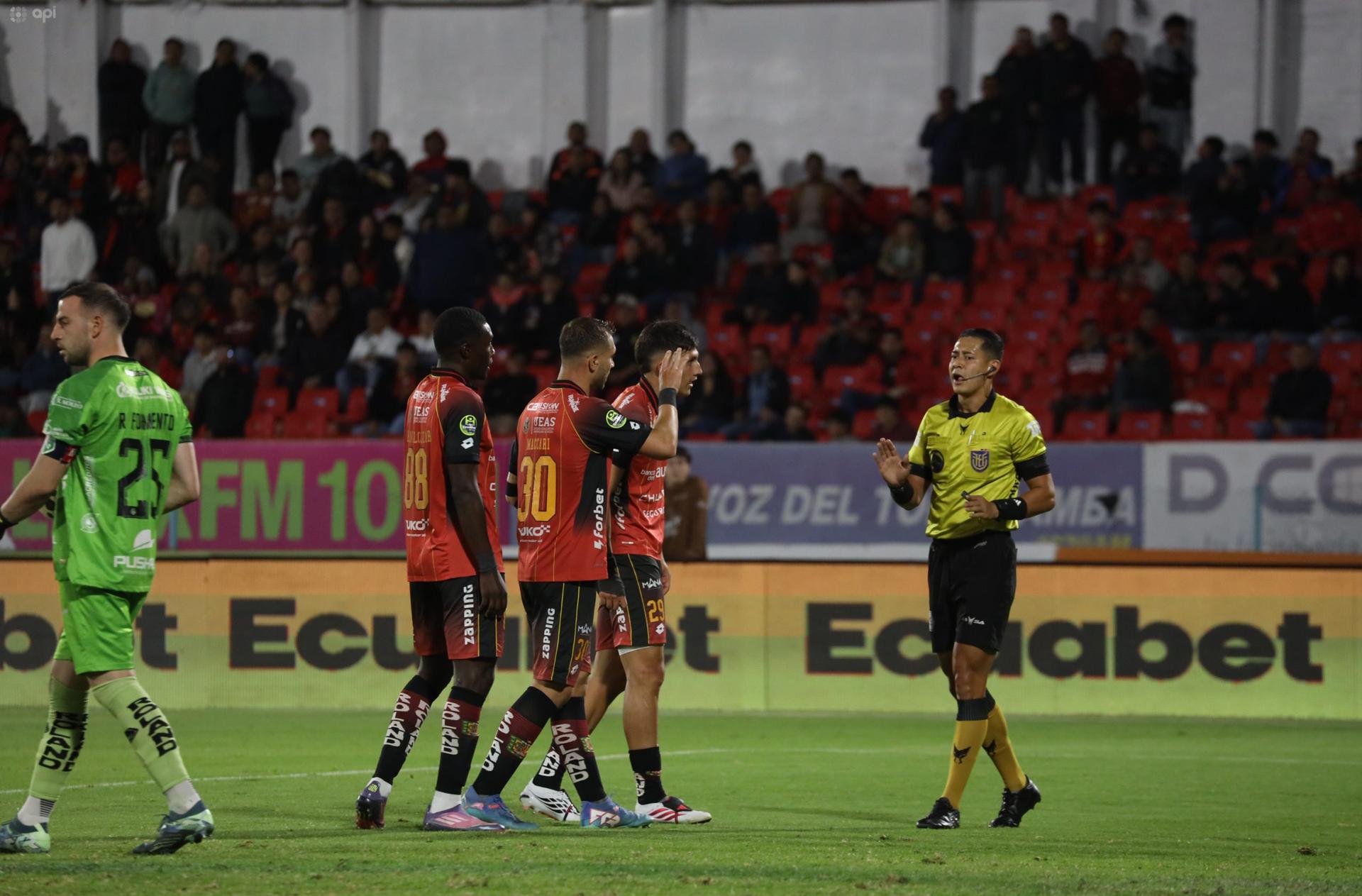 Deportivo Cuenca empató con Mushuc Runa y se complicó el camino a la Copa Libertadores featuring selección nacional
